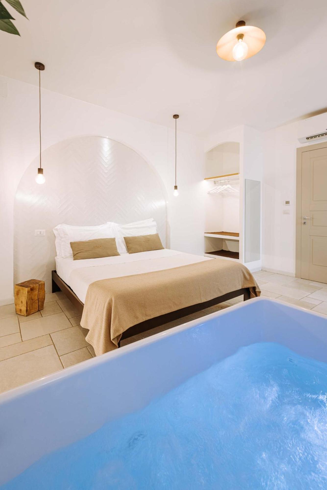 Dirium - Exclusive Rooms Monopoli Dış mekan fotoğraf